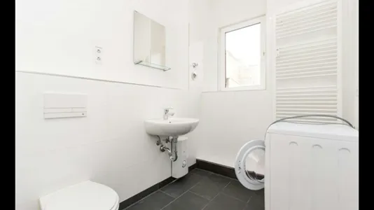 Rooms in Berlin Friedrichshain-Kreuzberg - photo 10