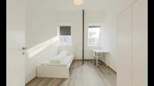 Rooms in Location is not specified - photo 1