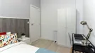 Room for rent, Madrid Centro, Madrid, &lt;span class=&quot;blurred street&quot; onclick=&quot;ProcessAdRequest(7753390)&quot;&gt;&lt;span class=&quot;hint&quot;&gt;See streetname&lt;/span&gt;[xxxxxxxxxxxxx]&lt;/span&gt;