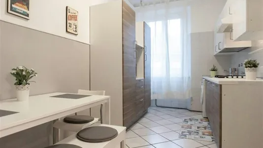 Rooms in Milano Zona 8 - Fiera, Gallaratese, Quarto Oggiaro - photo 5