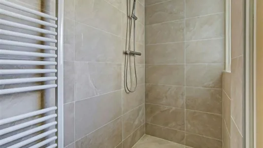 Rooms in Hilversum - photo 4