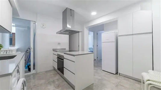 Rooms in Tavernes Blanques - photo 4