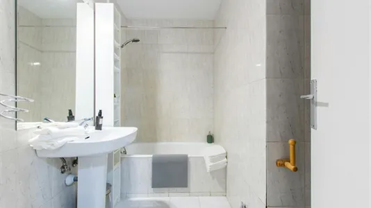 Rooms in Madrid Retiro - photo 6