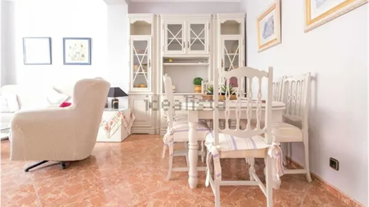 Rooms in Granada - photo 2