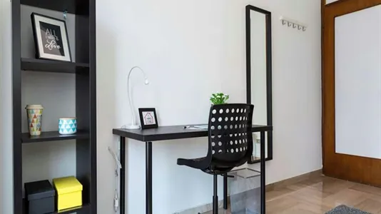 Rooms in Milano Zona 4 - Vittoria, Forlanini - photo 1