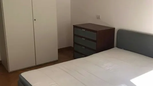 Rooms in Milano Zona 8 - Fiera, Gallaratese, Quarto Oggiaro - photo 2