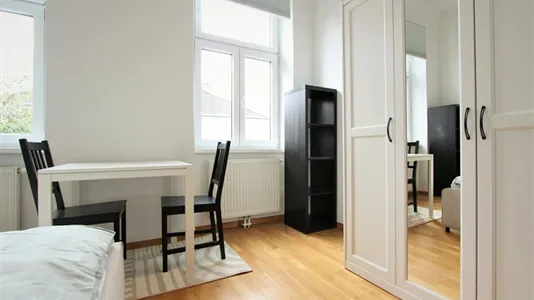 Apartments in Vienna Favoriten - photo 4