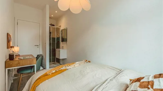 Rooms in Brussels Sint-Joost-ten-Node - photo 2