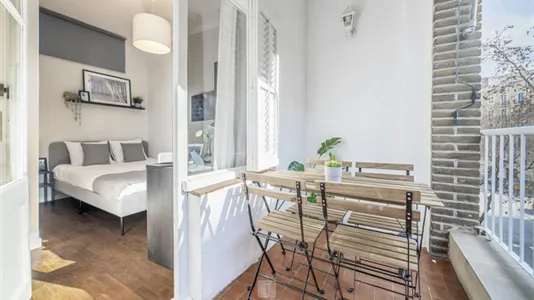 Rooms in Barcelona Les Corts - photo 5