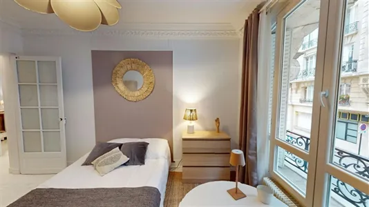 Rooms in Paris 19ème arrondissement - photo 2