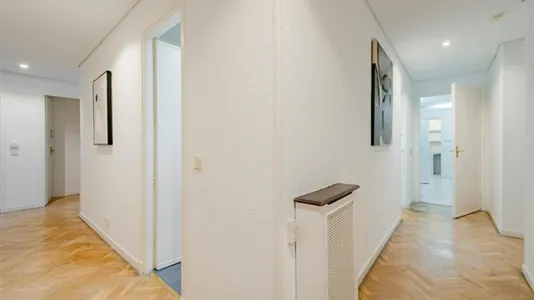 Rooms in Madrid Tetuán - photo 10