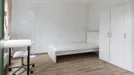 Room for rent, Berlin, &lt;span class=&quot;blurred street&quot; onclick=&quot;ProcessAdRequest(8014146)&quot;&gt;&lt;span class=&quot;hint&quot;&gt;See streetname&lt;/span&gt;[xxxxxxxxxxxxx]&lt;/span&gt;