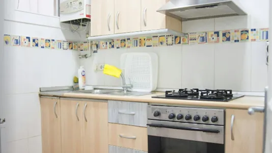 Rooms in Barcelona Eixample - photo 7