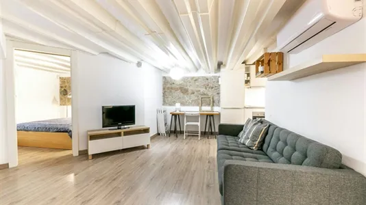 Apartments in Barcelona Ciutat Vella - photo 3