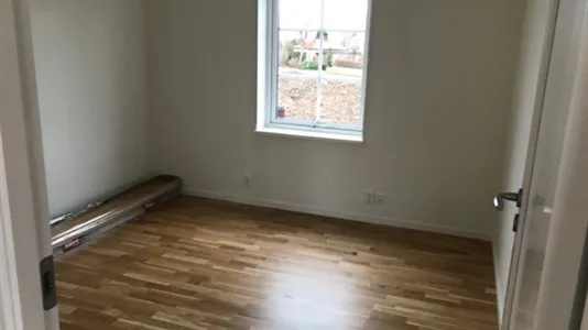 Houses in Höganäs - photo 8