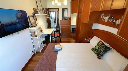 Rooms in Bilbao - photo 4