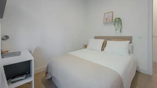 Rooms in Madrid Chamartín - photo 2