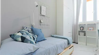 Room for rent in Milano Zona 5 - Vigentino, Chiaravalle, Gratosoglio, Milan