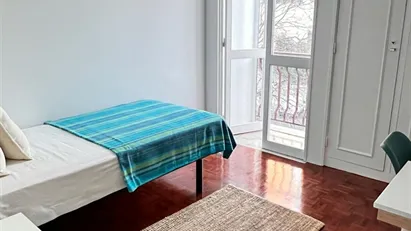 Room for rent in Lisbon (region) Room for rent in Lisbon (region)