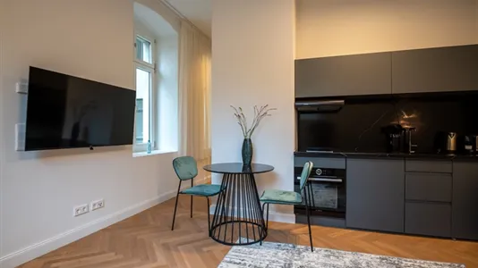 Apartments in Berlin Mitte - photo 4
