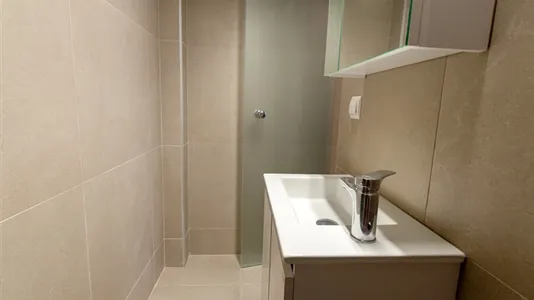 Apartments in Location is not specified - photo 9