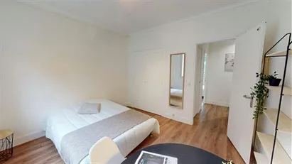 Room for rent in Paris 17ème arrondissement, Paris