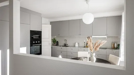 Houses in Stockholm West - photo 2