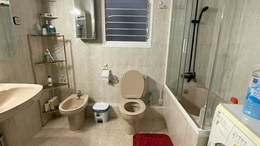 Rooms in Barcelona Eixample - photo 8