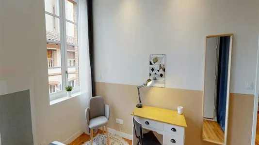 Rooms in Toulouse - photo 3