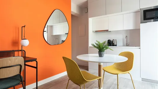 Apartments in Athens Exarchia - photo 2