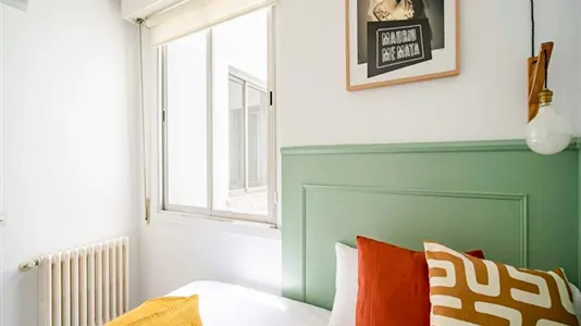 Rooms in Madrid Centro - photo 8