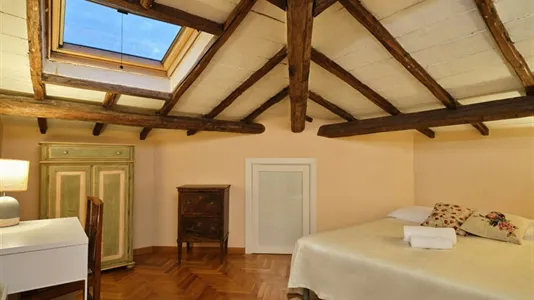 Rooms in Siena - photo 2