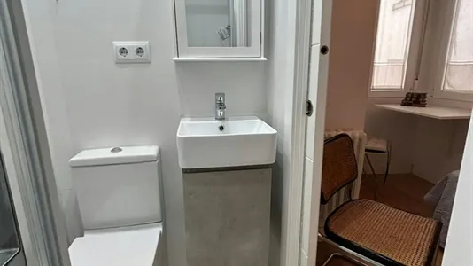 Rooms in Madrid Tetuán - photo 4