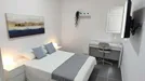 Room for rent, El Prat de Llobregat, Cataluña, &lt;span class=&quot;blurred street&quot; onclick=&quot;ProcessAdRequest(11234011)&quot;&gt;&lt;span class=&quot;hint&quot;&gt;See streetname&lt;/span&gt;[xxxxxxxxxxxxx]&lt;/span&gt;