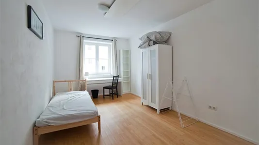Rooms in Munich Neuhausen-Nymphenburg - photo 1