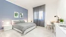 Room for rent, Padua, Veneto, &lt;span class=&quot;blurred street&quot; onclick=&quot;ProcessAdRequest(10541924)&quot;&gt;&lt;span class=&quot;hint&quot;&gt;See streetname&lt;/span&gt;[xxxxxxxxxxxxx]&lt;/span&gt;