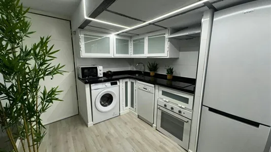 Rooms in Madrid Centro - photo 4