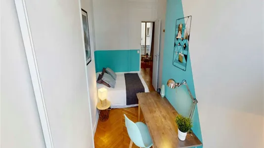 Rooms in Paris 8ème arrondissement - photo 5