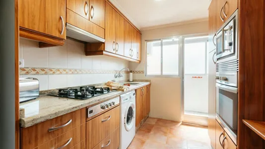 Rooms in Mislata - photo 10