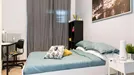 Room for rent, Milano Zona 7 - Baggio, De Angeli, San Siro, Milan, Via Delle Betulle