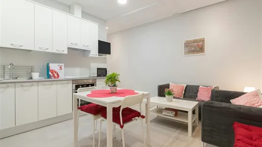 Rooms in Madrid Chamberí - photo 9