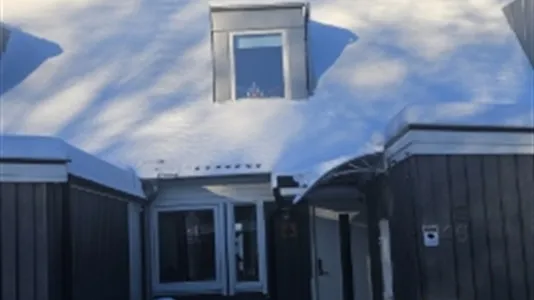 Houses in Kungälv - photo 1