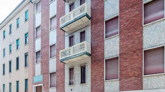 Apartments in Milano Zona 6 - Barona, Lorenteggio - photo 9