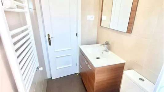 Rooms in Madrid Ciudad Lineal - photo 9