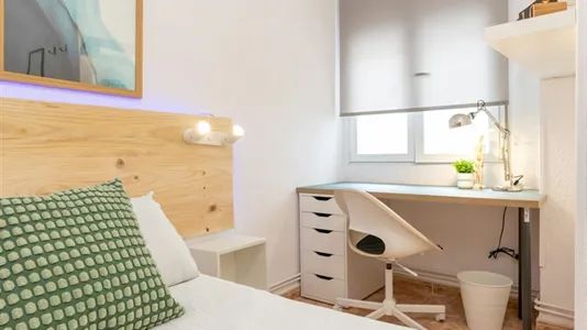 Rooms in Madrid Centro - photo 5