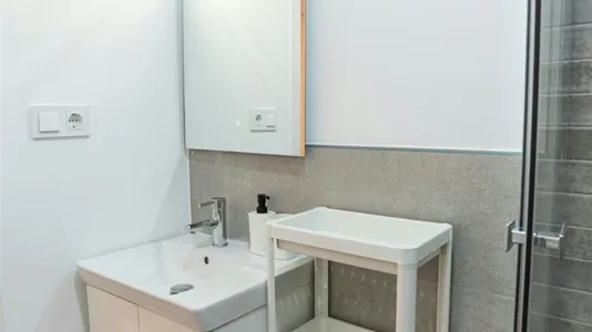 Rooms in Mislata - photo 10