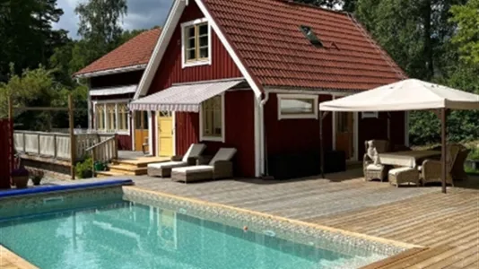 Houses in Österåker - photo 1