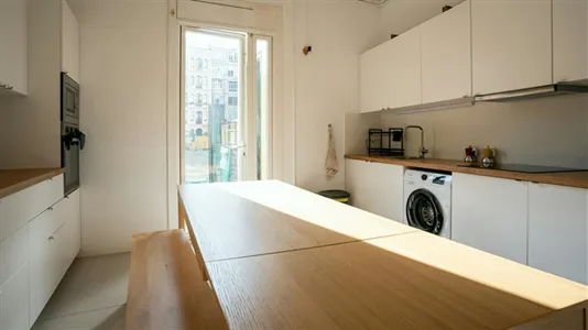 Rooms in Barcelona Eixample - photo 8