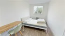 Room for rent, Bordeaux, Nouvelle-Aquitaine, &lt;span class=&quot;blurred street&quot; onclick=&quot;ProcessAdRequest(9462932)&quot;&gt;&lt;span class=&quot;hint&quot;&gt;See streetname&lt;/span&gt;[xxxxxxxxxxxxx]&lt;/span&gt;