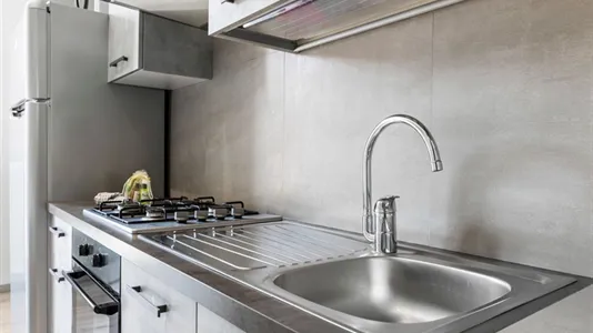 Rooms in Bologna - photo 4